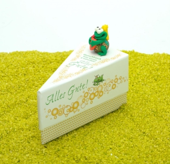 Geschenkschachtel Tortenstück mit Glücksfrosch - Alles Gute