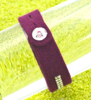 Armband aus Filz mit Swarovski-Elementen in lila