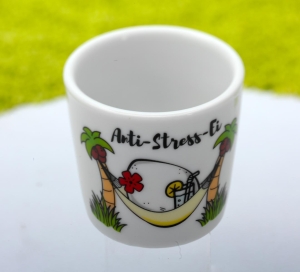 Eierbecher aus Porzellan Stress (Anti-Stress-Ei)