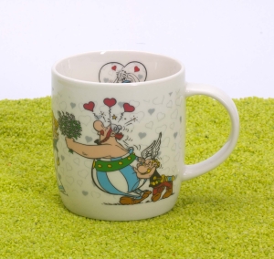 Henkelbecher Porzellan Asterix - Ich bin verliebt! 400ml