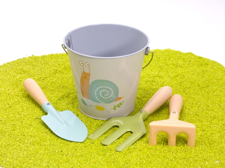Kinder Eimer mit Gartenwerkzeug Schnecke